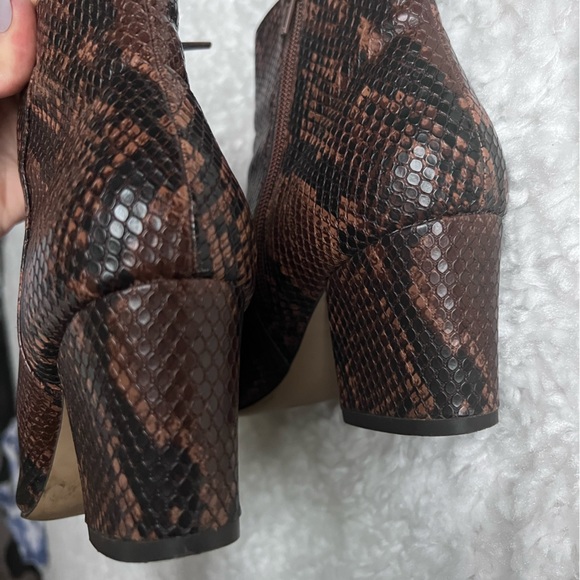 Steve Madden Snakeskin Zipper Booties - Size 7.5 GREAT Condition - Picture 5 of 9